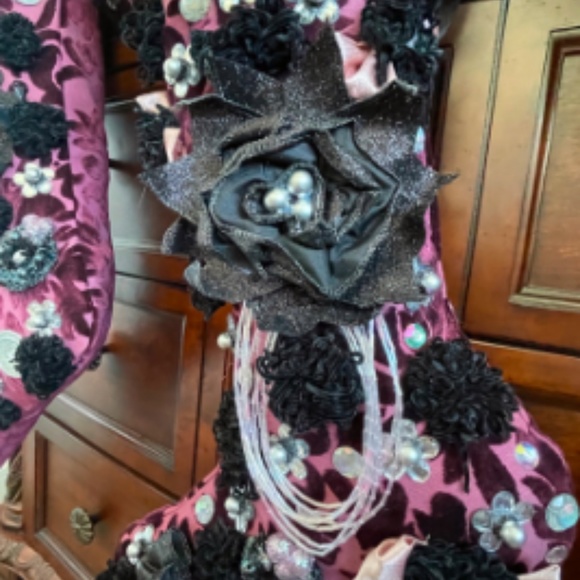 KEEPSAKE (Handcrafted) Luxury One-Of-A-Kind Christmas Stockings (Vintage) - Picture 2 of 6